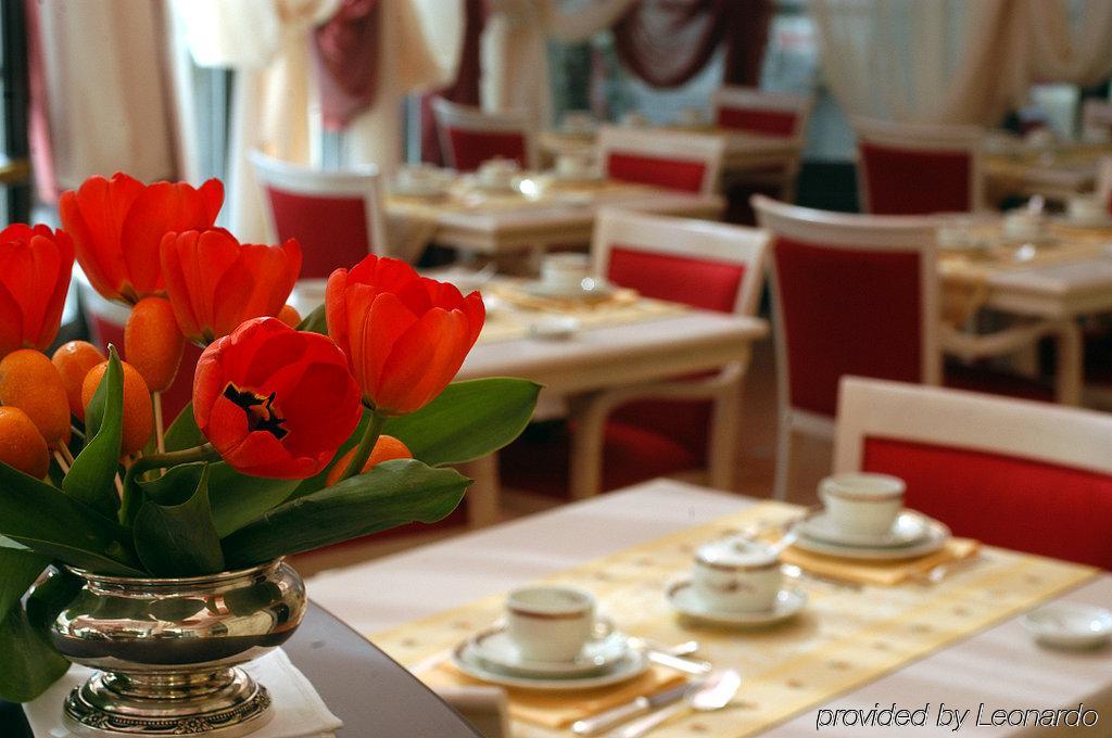 Hotel Relais Dell'Orologio Pisa Nhà hàng bức ảnh
