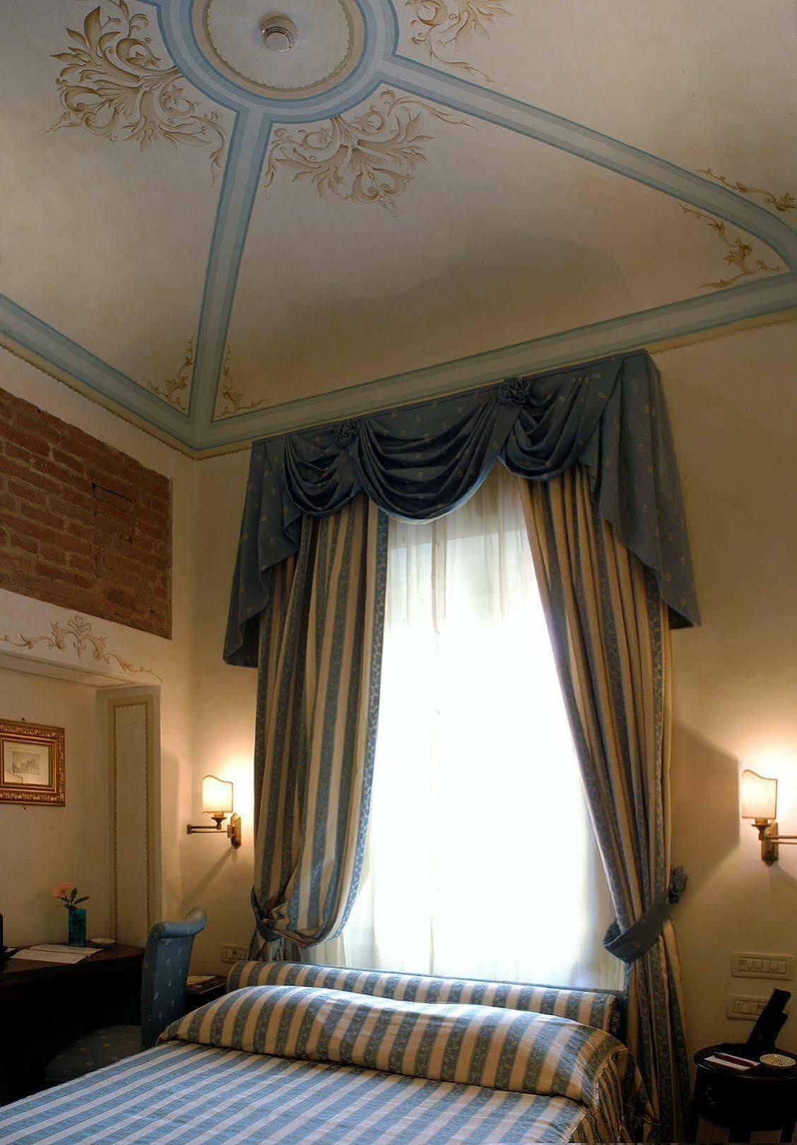 Hotel Relais Dell'Orologio Pisa Ngoại thất bức ảnh